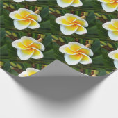 Single Frangipani Blossom Realism Art Cadeaupapier (Hoek)