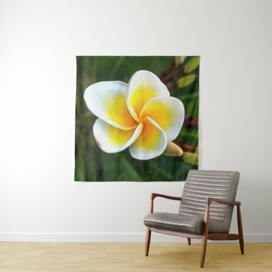 Single Frangipani Blossom Realism Art Wandkleed (In Situ (horizontaal))