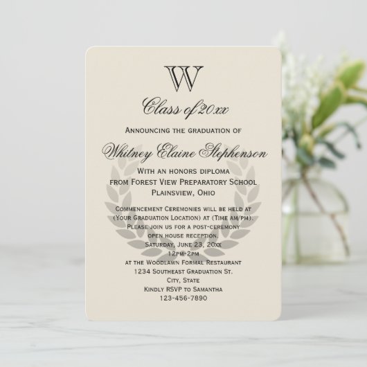 Single Letter Monogram Classic College Graduing Kaart (Staand voorkant)