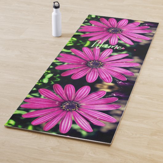 Single Paars African Daisy Flower Personated Yogamat (In situ)