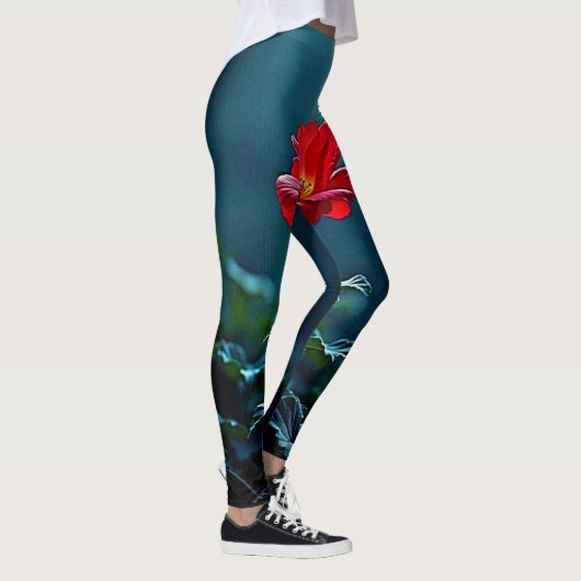 Single Red Bloom Focus Design Leggings (Rechts)