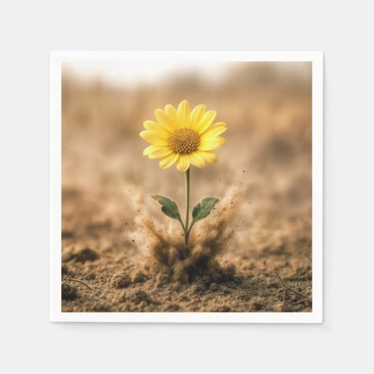 Single Yellow Daisy Bursting Out of Dirt Servet (Voorkant)