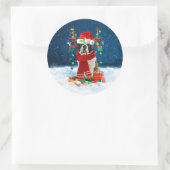 Sint Bernard met kerstcadeaus Ronde Sticker (Tas)