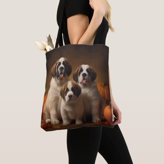 Sint Bernard Puppy Herfst Verrukking Pompoen Tote Bag (Dichtbij)
