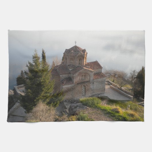 Sint-Jovan-kerk op het meer van Ohrid, Macedonië Theedoek (Horizontaal)