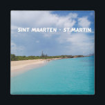 Sint Maarten - St. Martin Beach Scene Magneet<br><div class="desc">Verbluffende strandscène genomen tijdens een fantastische soloreis naar Sint Maarten - St. Martin gedurende vijf hele dagen. Blauwe blauwe hemel, aqua blauwe groene oceaan en ongerepte zandstranden</div>