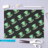 Sint Patrick's Day Green Top Hat Pattern op Black Tissuepapier (Craft)