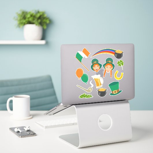 Sint Patrick's Day Iers collectie van Sticker (Laptop op bureau)