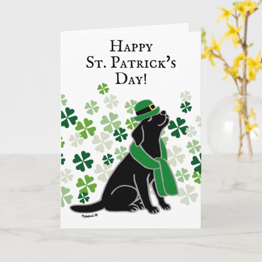 Sint Patrick's Day Stylish Black Labrador Clovers Kaart (Gele Bloem)