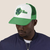 Sint-Patrick's "Kiss Me" Shamrock Grunge Pet (In situ)