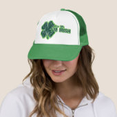 Sint-Patrick's "Kiss Me" Shamrock Grunge Pet (In situ)