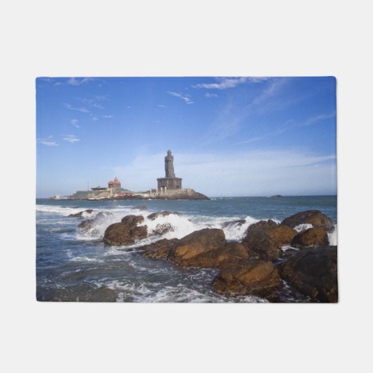 Sint-Thiruvalluvar-standbeeld | Tamil Nadu, India Deurmat (Voorkant)