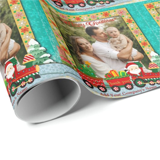 Sinterklaas in de trein met geschenken en kerstboo cadeaupapier (Rol Hoek)