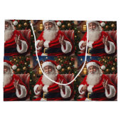 Sinterklaas lachend en zwaaiend groot cadeauzakje (Achterkant)