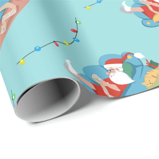 Sinterklaas op de bank in pyjama cadeaupapier (Rol Hoek)