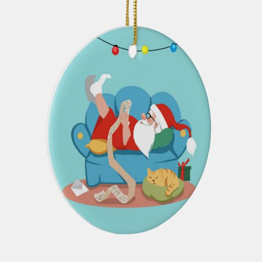 Sinterklaas op de bank in pyjama keramisch ornament (Rechts)