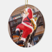 Sinterklaas op de brandtrap keramisch ornament (Links)