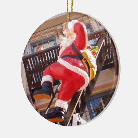 Sinterklaas op de brandtrap keramisch ornament (Links)