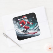 Sinterklaas skiën in besneeuwde bergen in de winte vierkante sticker (Envelop)