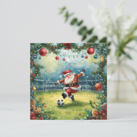 Sinterklaas speelt voetbal op kerstveld kaart (Staand voorkant)