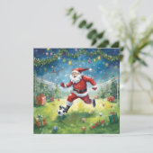 Sinterklaas speelt voetbal op kerstveld kaart (Staand voorkant)