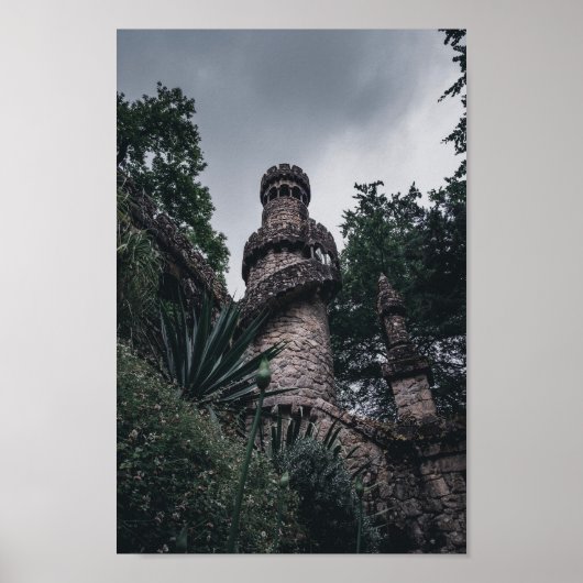 Sintra, Portugal - Blick auf den Turm einer Burg Poster (Voorkant)