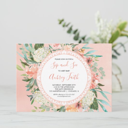 Sip en zie de uitnodigingen van kleine meisjes, on (Staand voorkant)