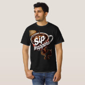Sip Happens: Retro Diner Koffie Graphic T-shirt (Voorkant volledig)