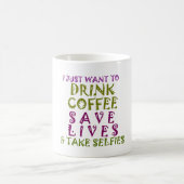 Sip, Snap Herhaal Achtervolging Cafeïne Selfies on Koffiemok (Center)