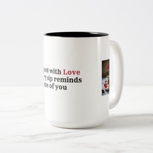 "Sipped with Love" Whimsical Dragon Coffee Mok (Voorkant rechts)