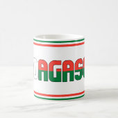 Sippin' with Madagascar Patriotic Koffiemok (Center)