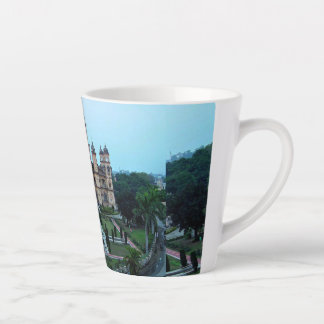 Sips van Sereniteit – Artistiek Theekop Ontwerp"😊 Latte Mok
