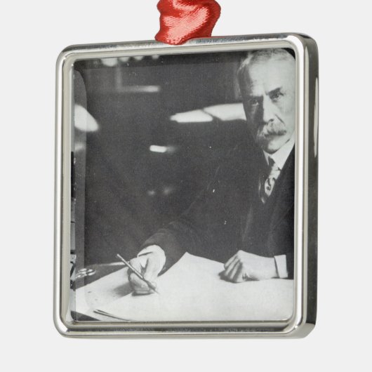 Sir Edward Elgar werkt aan één orkest Metalen Ornament (Links)