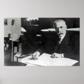 Sir Edward Elgar werkt aan één orkest Poster (Voorkant)