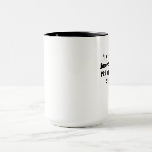 Sir Robert Helms Mok met linkse koffie (Midden)