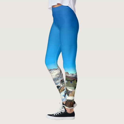 Sisimiut Groenland Clear Blue Sky Kleurrijke Huize Leggings (Links)