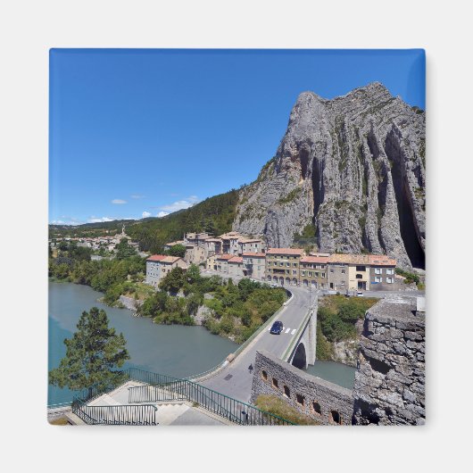 Sisteron over de banken van de Durance in Frankrij Magneet (Voorkant)