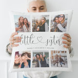 Sisters met kleine zussen met script Gift Photo Co Kussen<br><div class="desc">Een speciaal en gedenkwaardig fotocollage cadeau voor je kleine zus. Het ontwerp kenmerkt een zes-foto collage lay-out om zes van uw eigen speciale foto's te tonen. "Little Sister" is ontworpen in een stijlvolle zwarte scriptkalligrafie en aangepast aan de namen van de zus. Stuur een gedenkwaardig en speciaal cadeau naar je...</div>