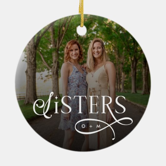 Sisters Photo Personalized Monogram Keramisch Ornament (Achterkant)