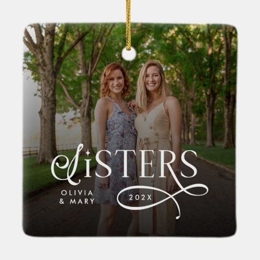 Sisters Photo Personalized Monogram Keramisch Ornament (Achterkant)