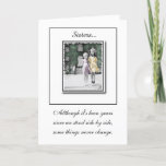 "Sisters"-vogelkaart Kaart<br><div class="desc">ouderwetse foto uit de jaren veertig van twee zussen,  naast elkaar staand. Deze zusters Birthday Card maakt een groot wenskaart om naar een jongere zus of een oudere zus te sturen.</div>