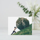 Sisyphus Rolling Boulder Up Hill Briefkaart (Staand voorkant)
