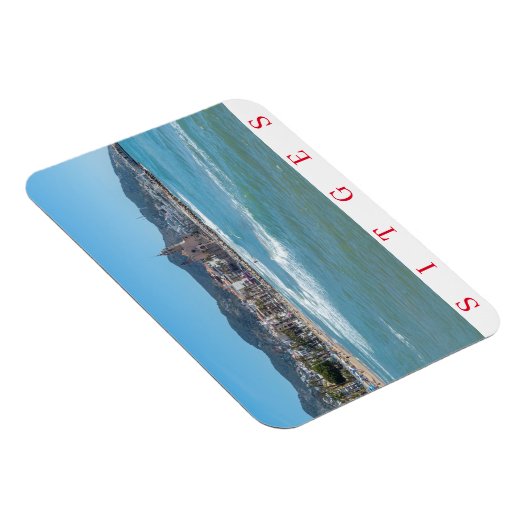 Sitges zee and Church fridge magnet Magneet (Rechterzijde)
