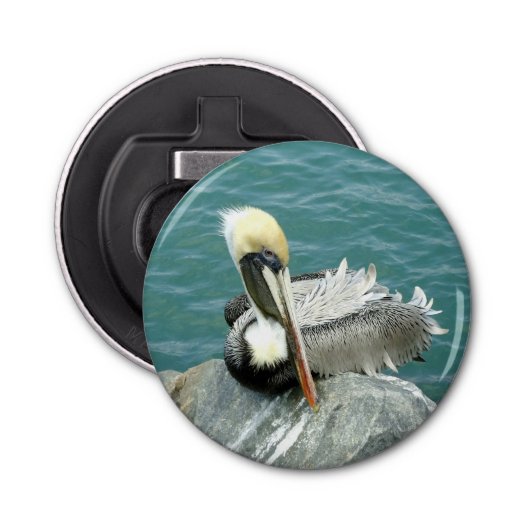 Sitting Pelican Button Flesopener (Voorkant)