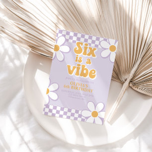 Six is a Vibe Retro Geruite Lila Madelief Kaart
