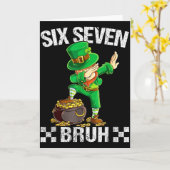 Six Seven 67 Bruh Dabbing Kabouter St Patricks D Kaart (Gele Bloem)