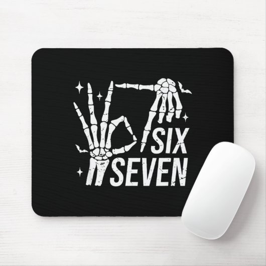 Six Seven 6 7 Meme Funny Skeleton Hands Sign Let's Muismat (Met muis)