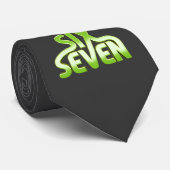 Six Seven 6 7 Meme - Groene verloop typografie Stropdas (Opgerold)