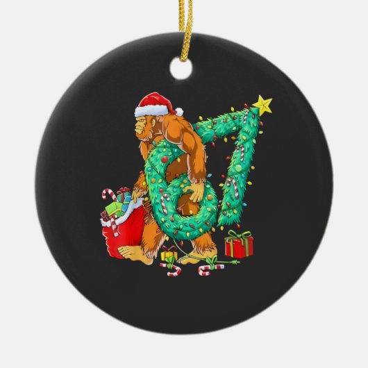 Six Seven Bigfoot 67 Sasquatch Meme Christmas Keramisch Ornament (Voorkant)