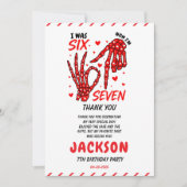 Six Seven Birthday Skeleton Hands Party Bedankkaart (Voorkant)